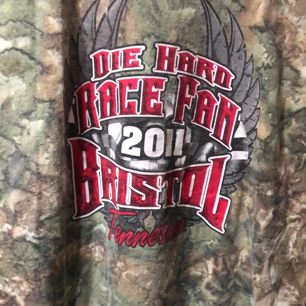 Camo Die Hard Race Fan‎ T-Shirt 2011 Bristol, TN